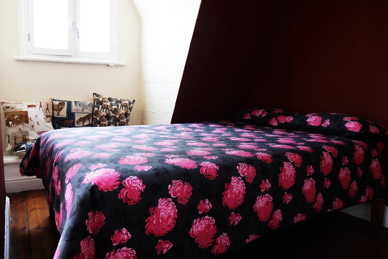 Хостел Urban Hive Backpackers Кейптаун Экстерьер фото