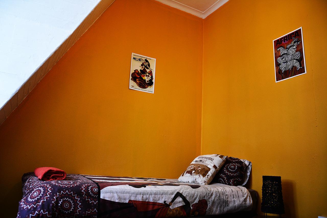 Хостел Urban Hive Backpackers Кейптаун Экстерьер фото