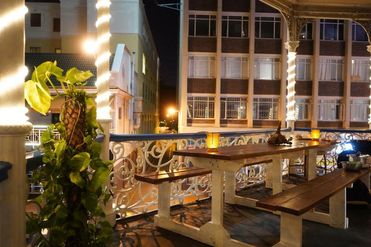 Хостел Urban Hive Backpackers Кейптаун Экстерьер фото